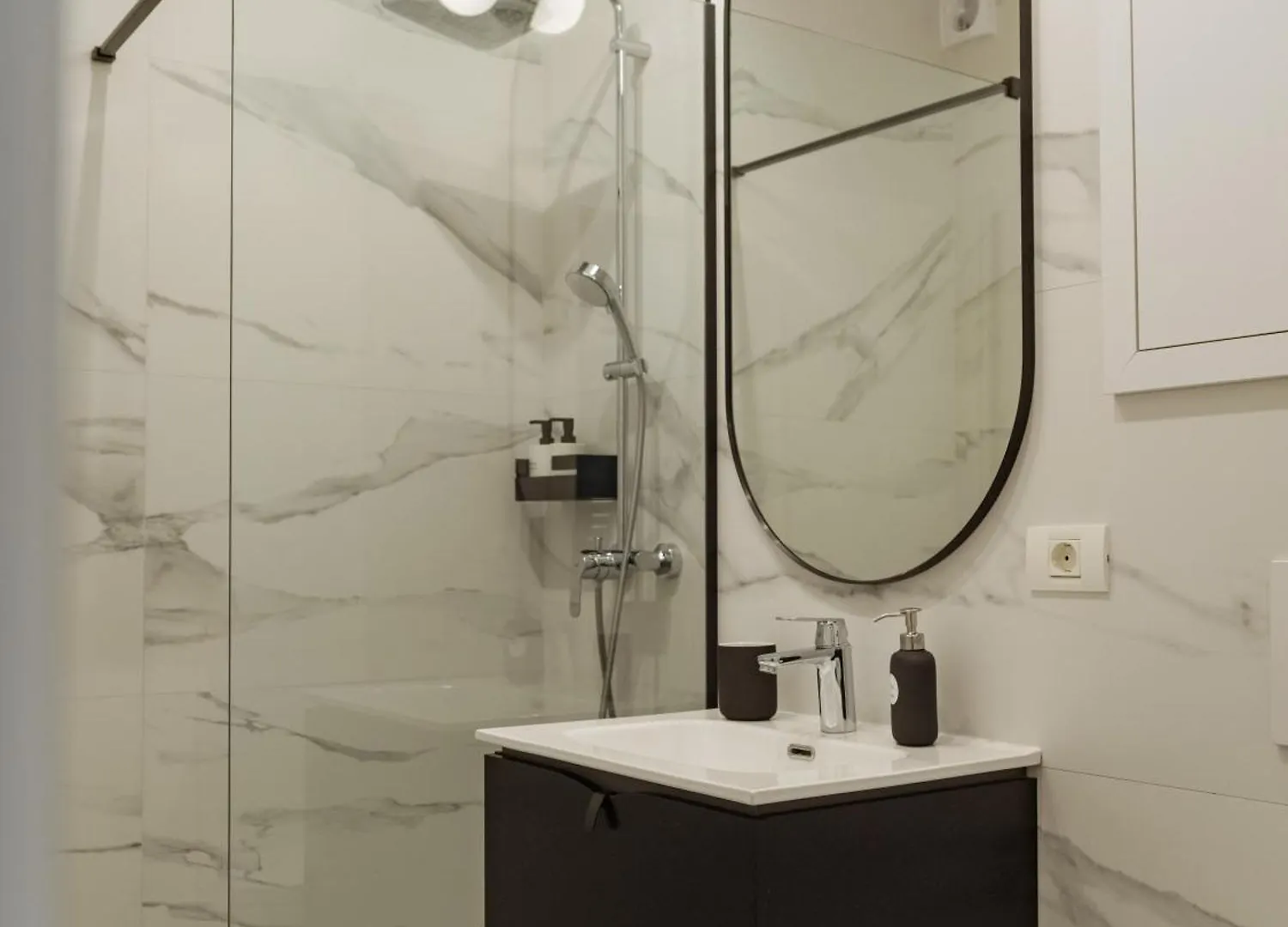Plaza Luxury & Cozy Apartment Bucarest
