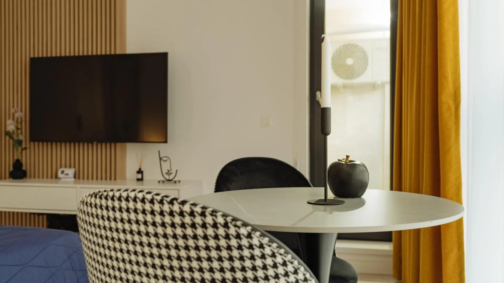 Plaza Luxury & Cozy Apartment Bucarest