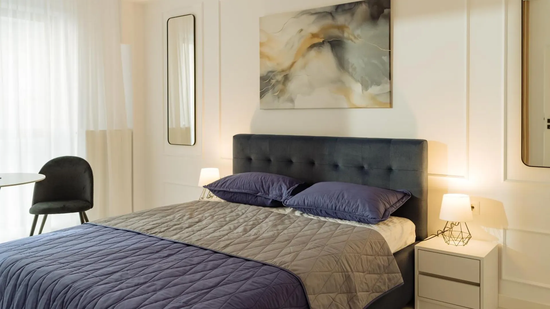 Plaza Luxury & Cozy Apartment Bucharest